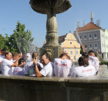 Postupové oslavy ve Lhenicích