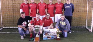 Halový turnaj v Oseku vyhrálo mužstvo Sebranky.