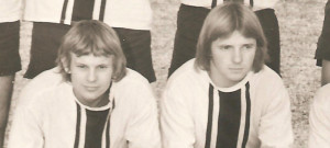 František Řezníček (vpravo) s Miroslavem Čížkem v dresu českobudějovického Dynama, které v roce 1978 hrálo Národní ligu (dnes 2. liga).