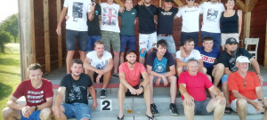 Po zápase Chýnova v Nemanicích proběhla schůze a dokopná hráčů mužů FC Chýnov a suverénní ukončení soutěže přípravky FC Chýnov.